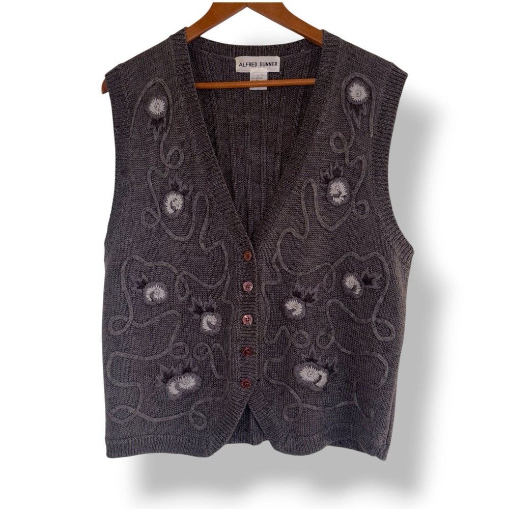 Alfred Dunner Women's LG Vintage Floral Embroidered Knit Wool Blend Sweater Vest
